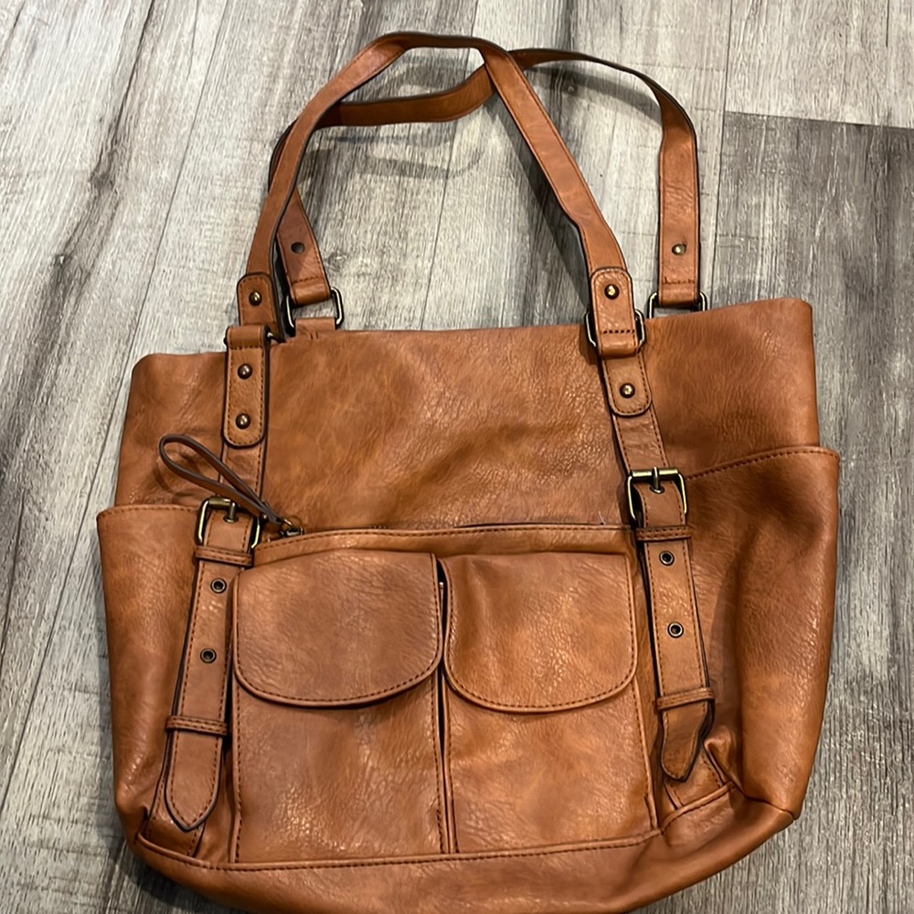 Tan shoulder bag